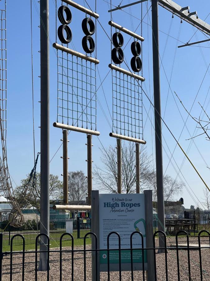 Holiday Home Breaks At Tattershall Lakes Coningsby Zewnętrze zdjęcie